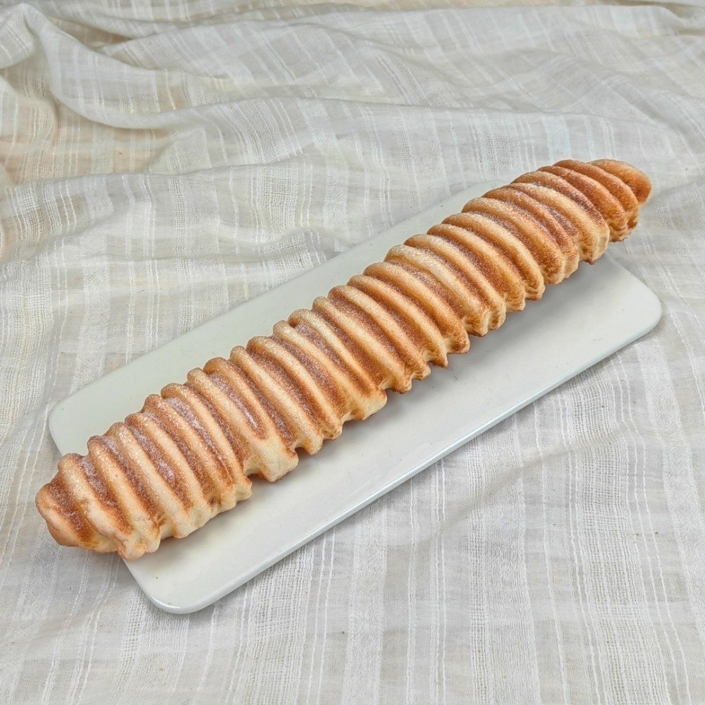Roti PU Lembut Tiruan Realisti - Photography Interest ulasan dan harga